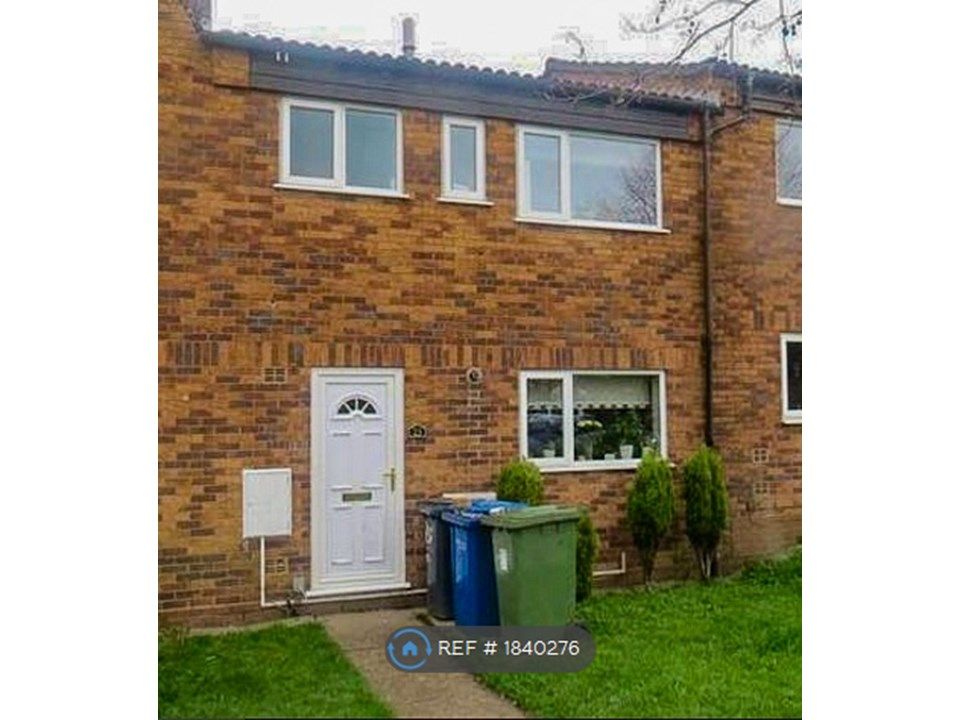 3 bed terraced house to rent in Ravenstone, Wilnecote, Tamworth B77, £