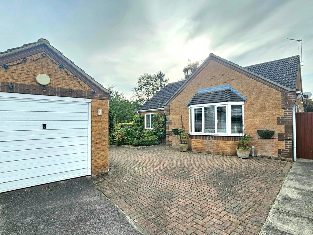 3 bed detached house for sale in The Firs, Ruskington NG34, £290,000 Zoopla