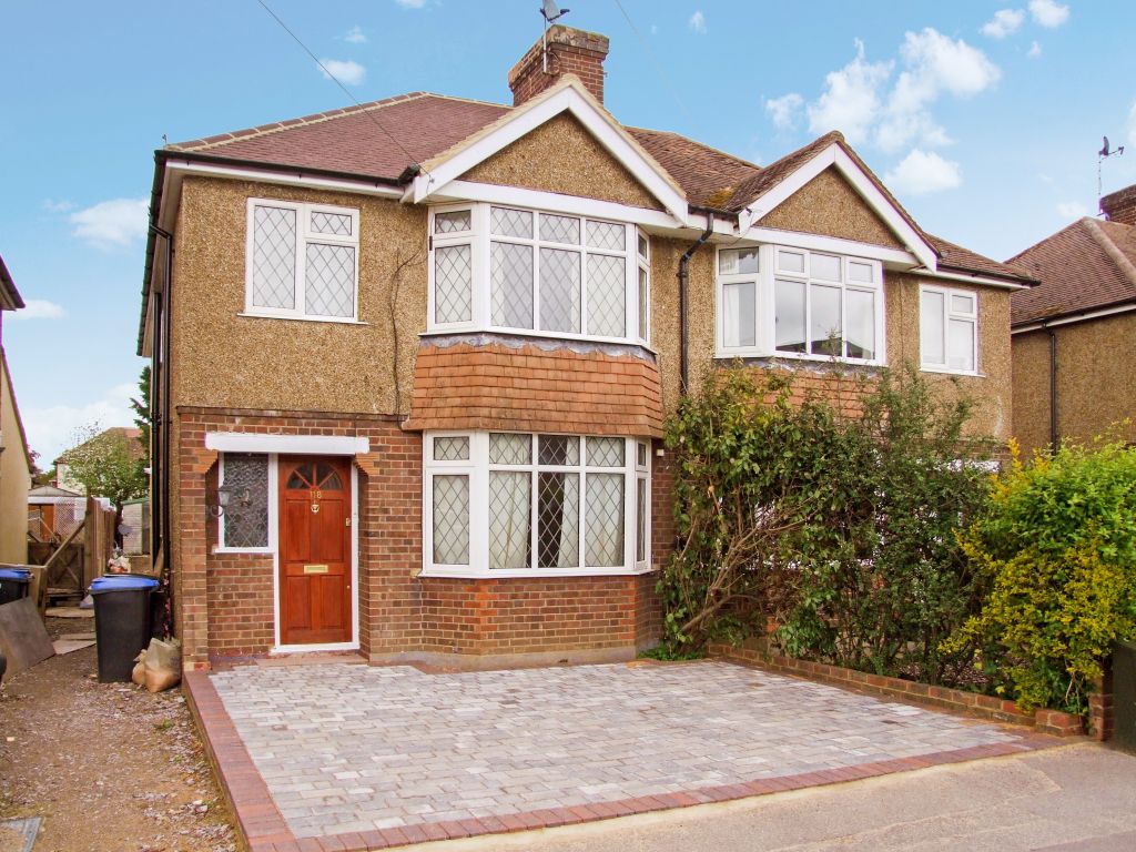 4 bed semidetached house to rent in Rydens Way, Old Woking, Woking