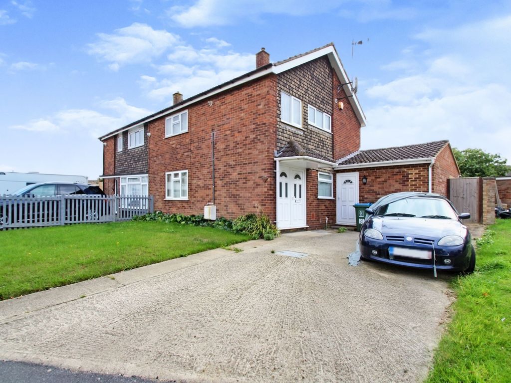 Meadowcroft, Aylesbury HP19  