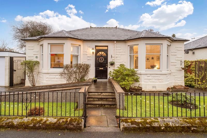 3 bed detached bungalow for sale in Tweed Avenue, Peebles EH45, £