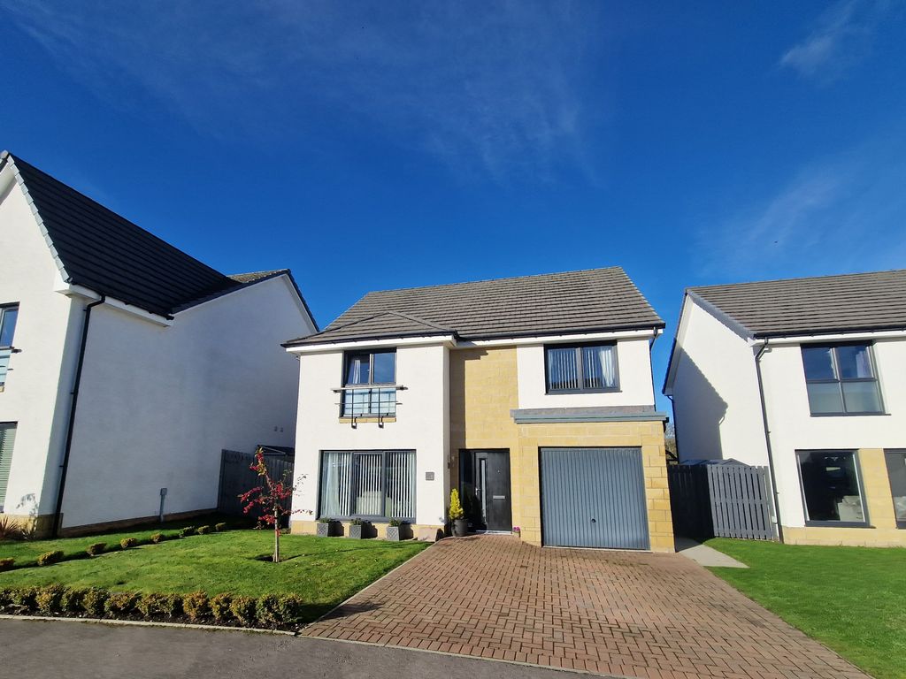 4 bed detached house for sale in Greenfield Circle, Elgin IV30, £