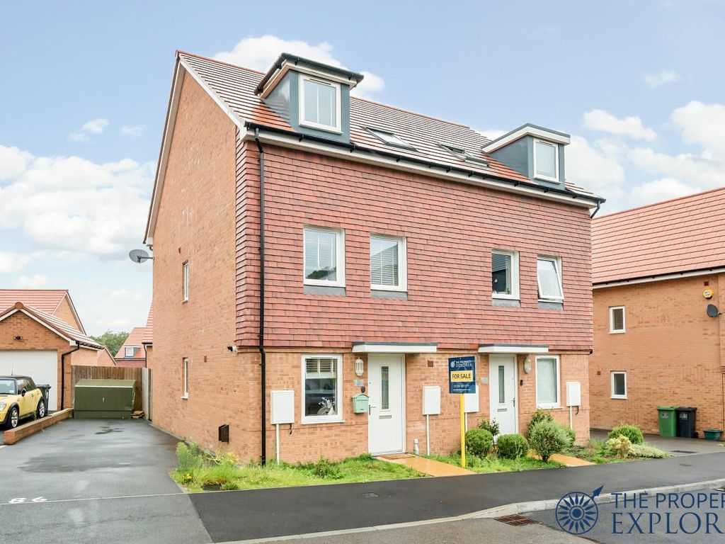 3 bed semidetached house for sale in Blackmoor Drive, Basingstoke RG24, £425,000 Zoopla