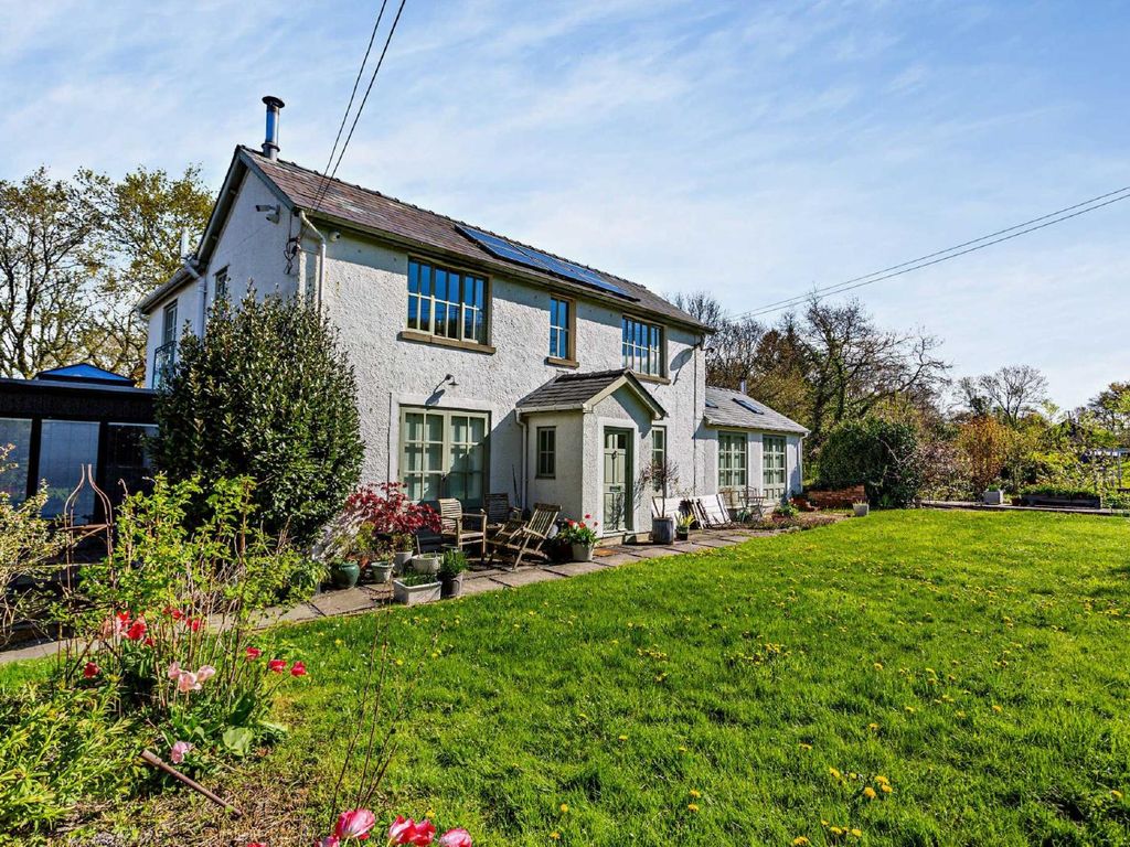 4 bed detached house to rent in Glascoed, Pontypool NP4 Zoopla