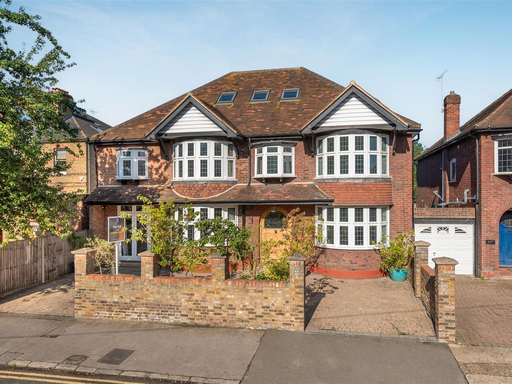 6 bed detached house for sale in Alma Road, Windsor SL4, £1,600,000