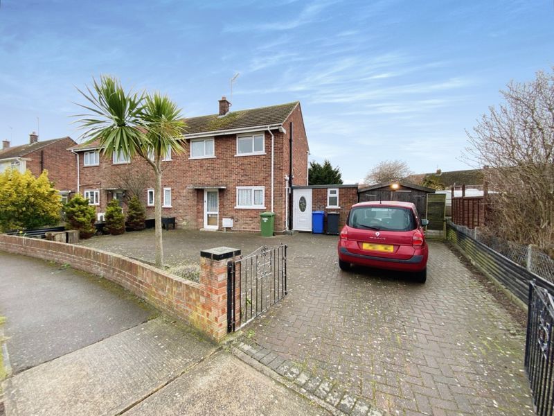 2 bed semidetached house for sale in Beechwood Gardens, South