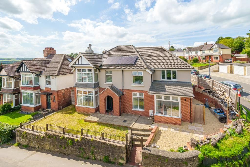 6 bed detached house for sale in Swindon, Wiltshire SN1, £700,000 Zoopla