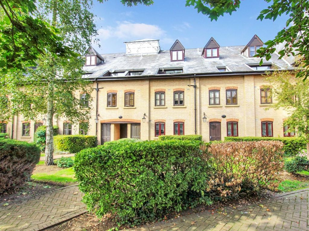 1 bed flat to rent in River Meads, Stanstead Abbotts, Ware SG12, £1,150