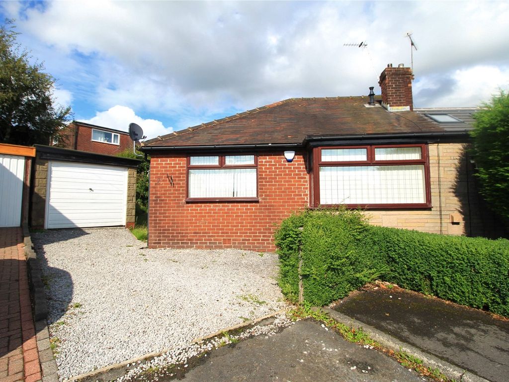 2 bed bungalow for sale in Norwood Close, Shaw, Oldham, Greater