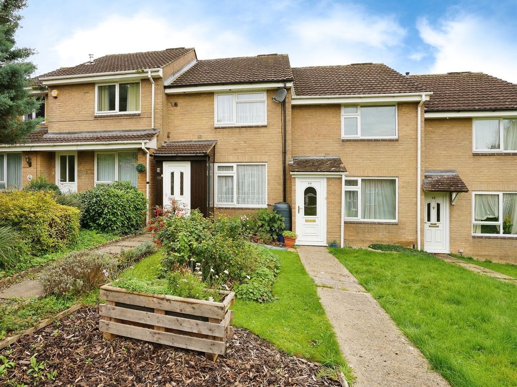 2 bed terraced house for sale in Knowlands, Highworth, Swindon SN6, £220,000 Zoopla