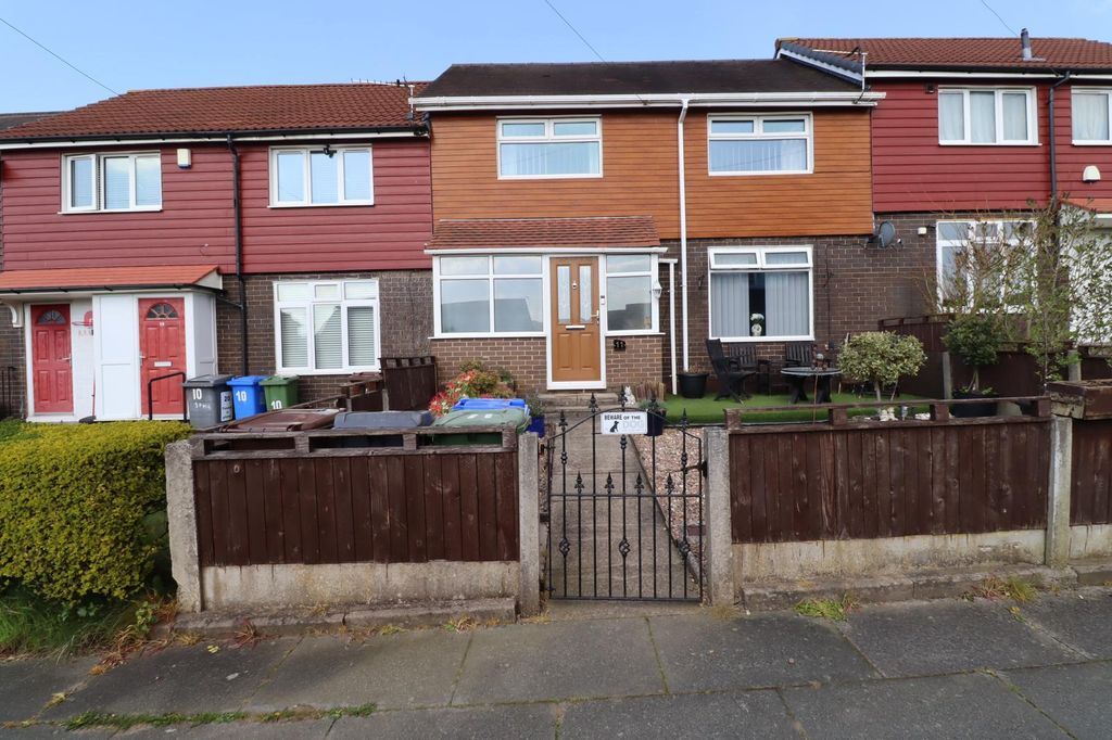 3 bed terraced house for sale in Springwell Gardens, Hyde SK14 Zoopla