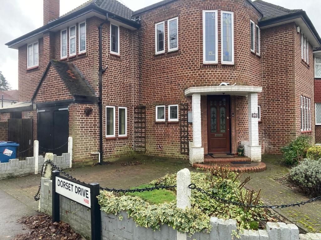 4 bed detached house for sale in Cavendish Drive, Canons Park, Edgware
