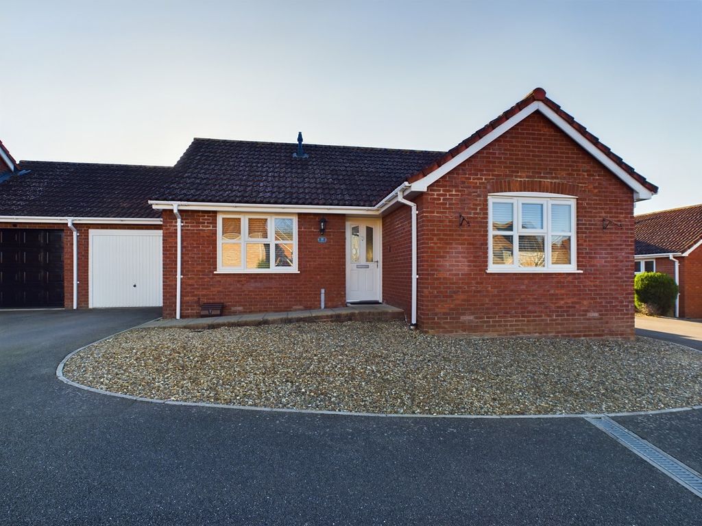 2 bed detached bungalow for sale in Tinkers Way, Downham Market PE38, £