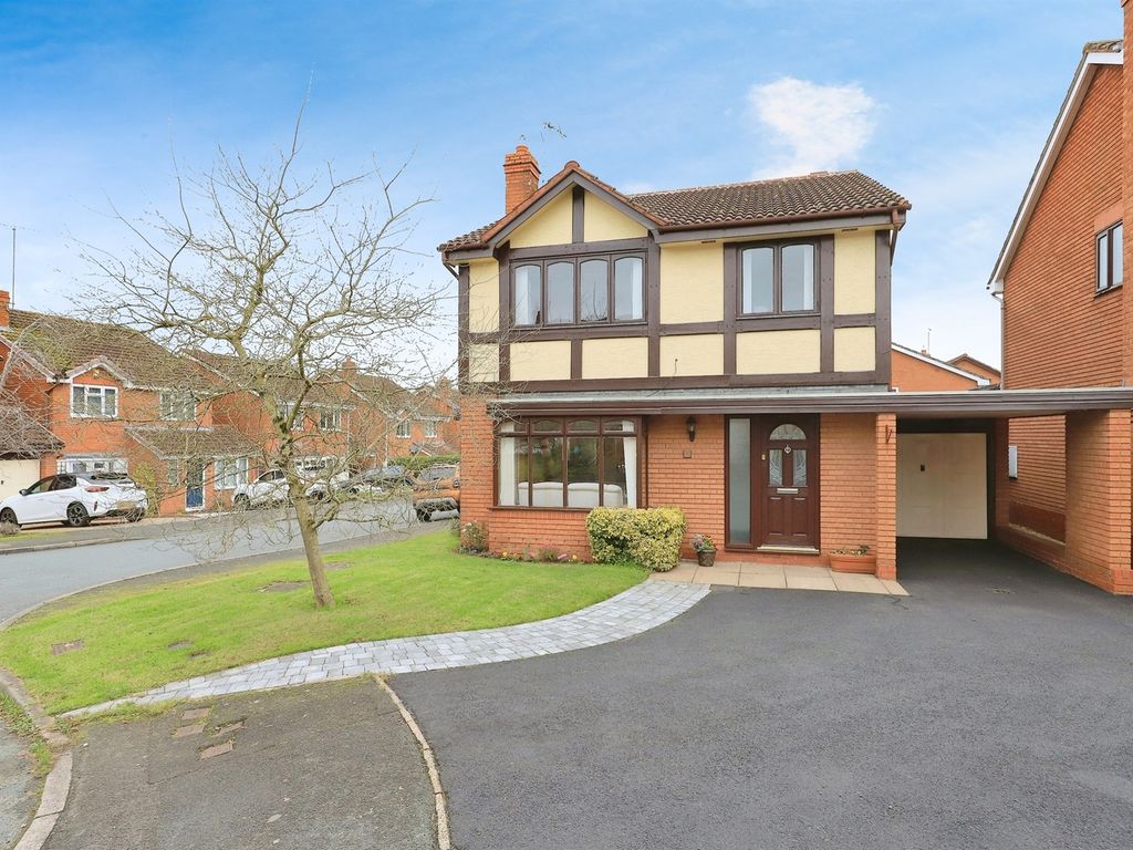 4 bed detached house for sale in Serin Close, Kidderminster DY10, £