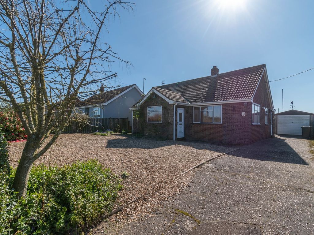 2 Bed Detached Bungalow For Sale In Mill Lane Great Massingham PE32 2-bed-detached-bungalow-for-sale-in-mill-lane-great-massingham-pe32
