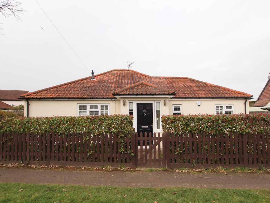 2 bed bungalow for sale in The Rise, Ewell Village KT17 Zoopla