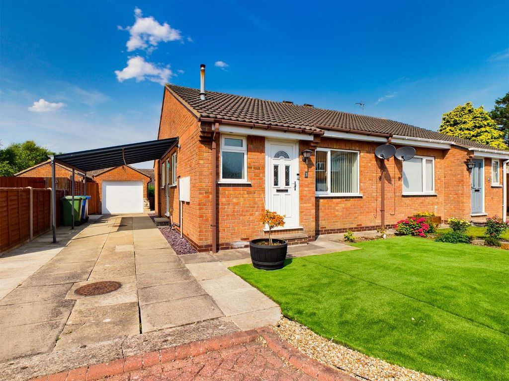 2 bed bungalow for sale in Wykeham Close, Bridlington YO16 Zoopla