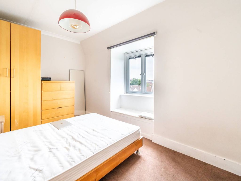 Mount Ephraim Road, Streatham Hill, London SW16  