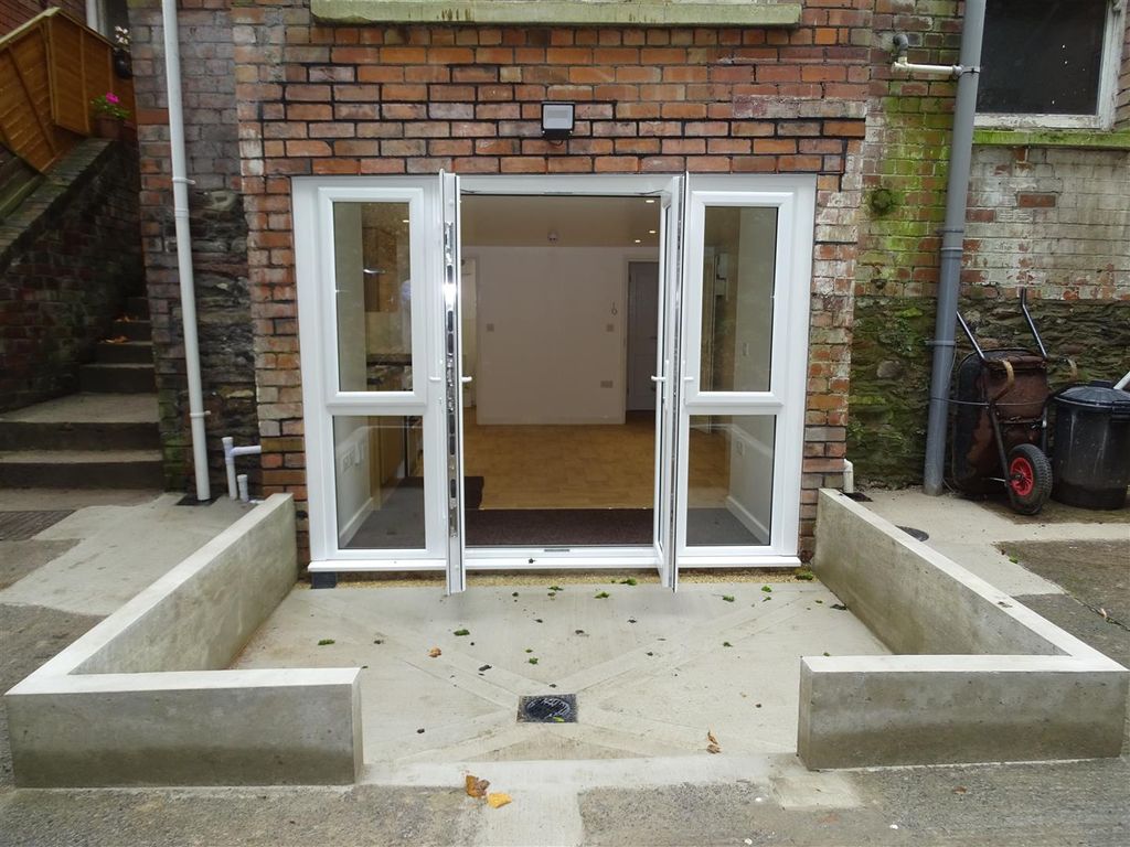 1 bed detached house to rent in Cranbrook Road, Redland, Bristol BS6, £