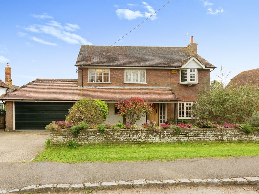 4 bed detached house for sale in Church Street, Quainton, Aylesbury