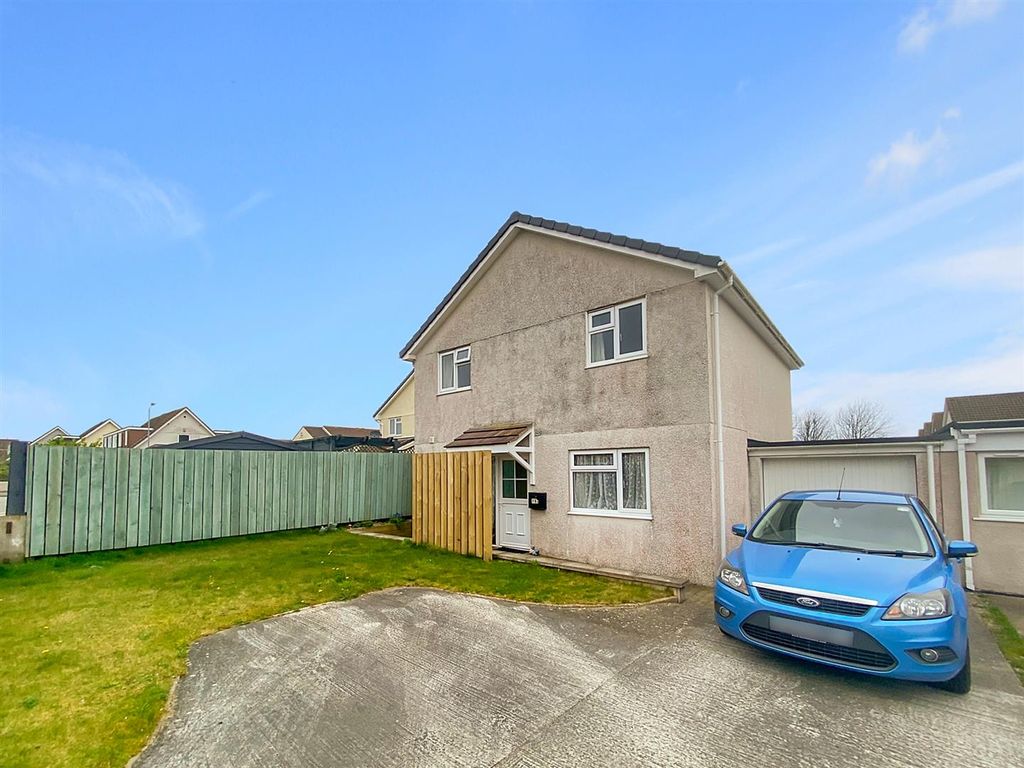 3 bed linkdetached house for sale in Polstain Road, Threemilestone