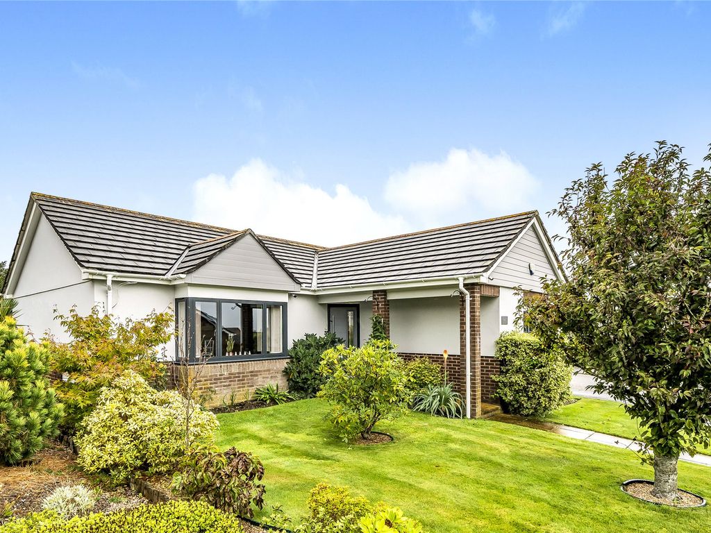 3 bed bungalow for sale in Baldwin Drive, Okehampton EX20, £375,000