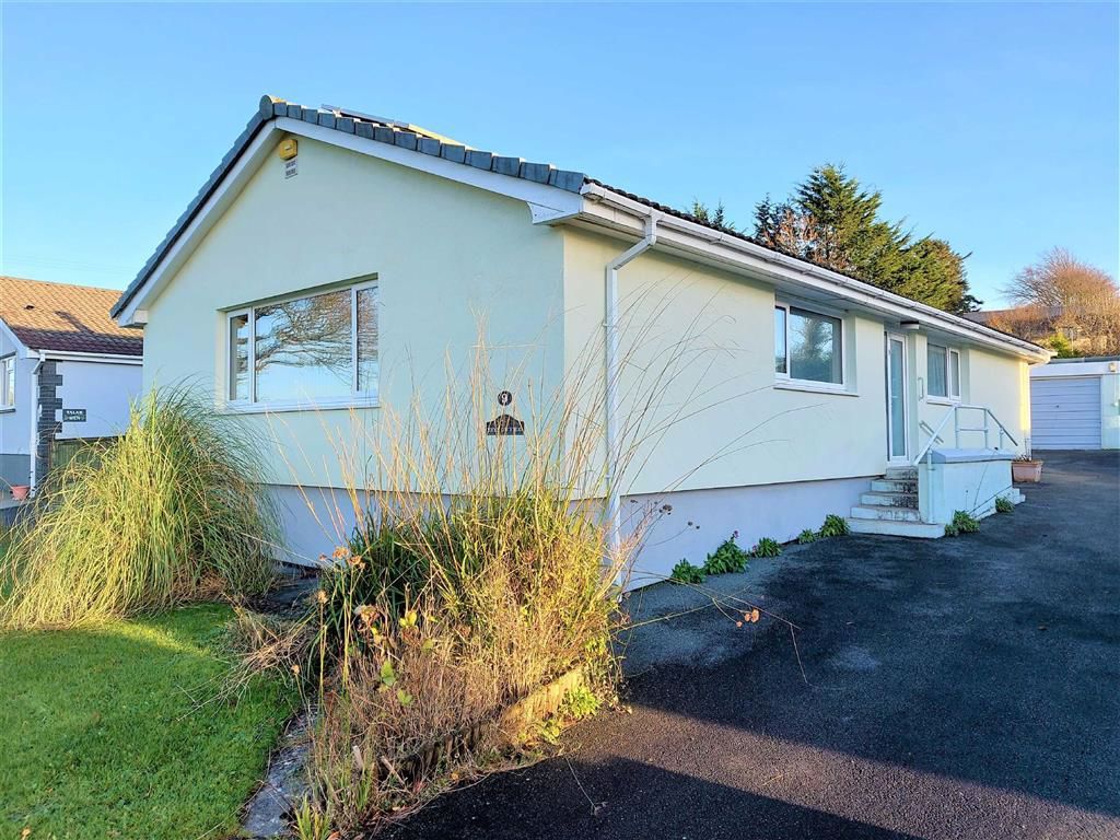 3 bed detached bungalow for sale in Cae Martha, Llanarth, Ceredigion