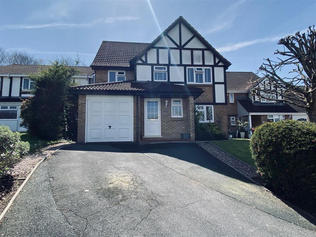4 bed detached house for sale in Almond Drive, Plympton, Plymouth PL7