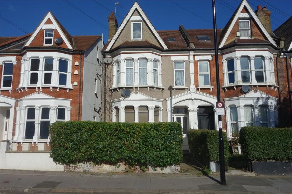 2 bed flat for sale in Holmesdale Road, London SE25 Zoopla