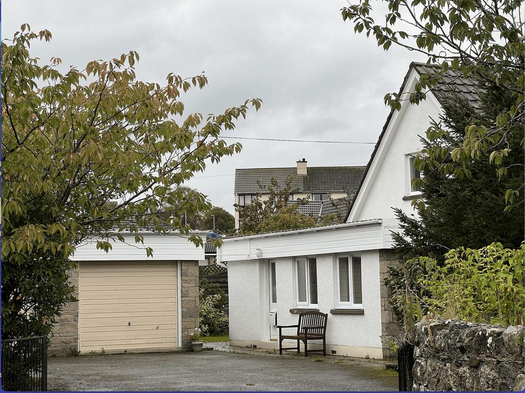 Studio to rent in Perrins Road, Alness IV17, £750 pcm Zoopla