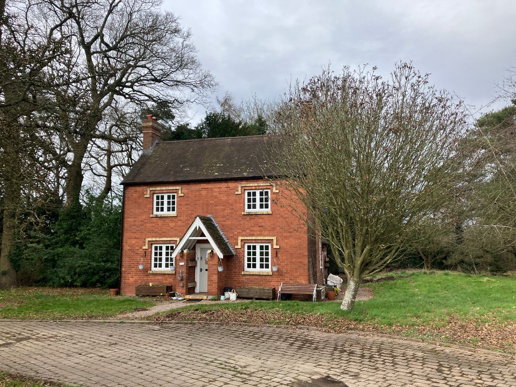 Dunley 2 bed cottage to rent in Dunley, Stourport-On-Severn DY13, £950 pcm ...