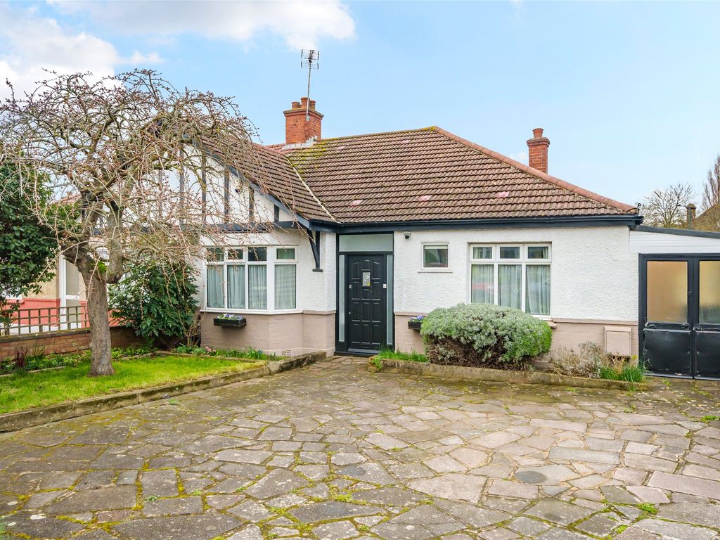 3 bed bungalow for sale in Tudor Close, Kingsbury NW9 Zoopla