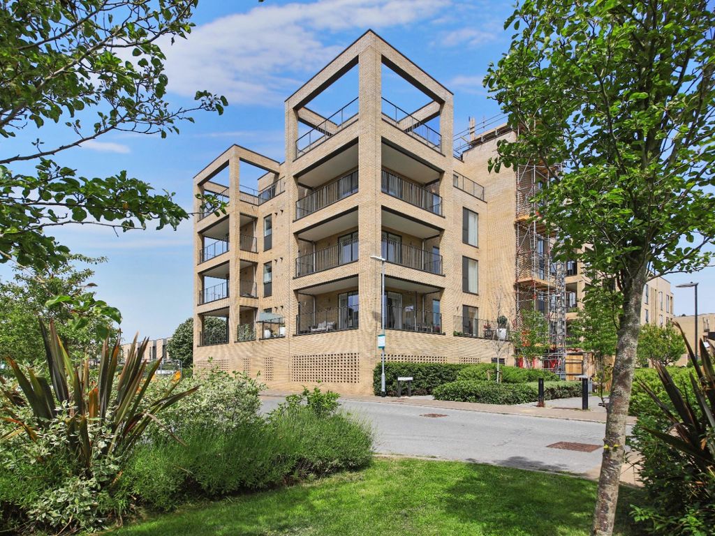 Seekings Close, Trumpington, Cambridge CB2  