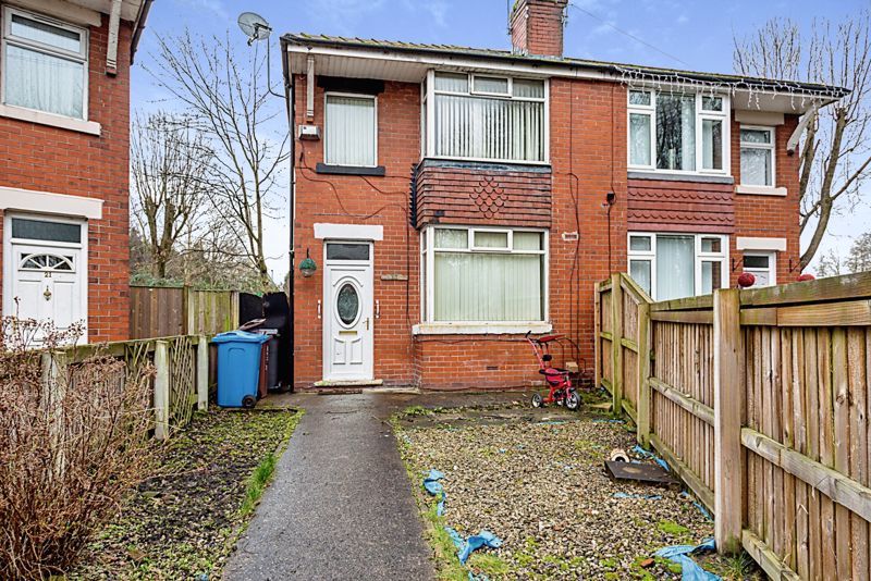 2 bed property for sale in Wrigley Head Crescent, Manchester M35 Zoopla