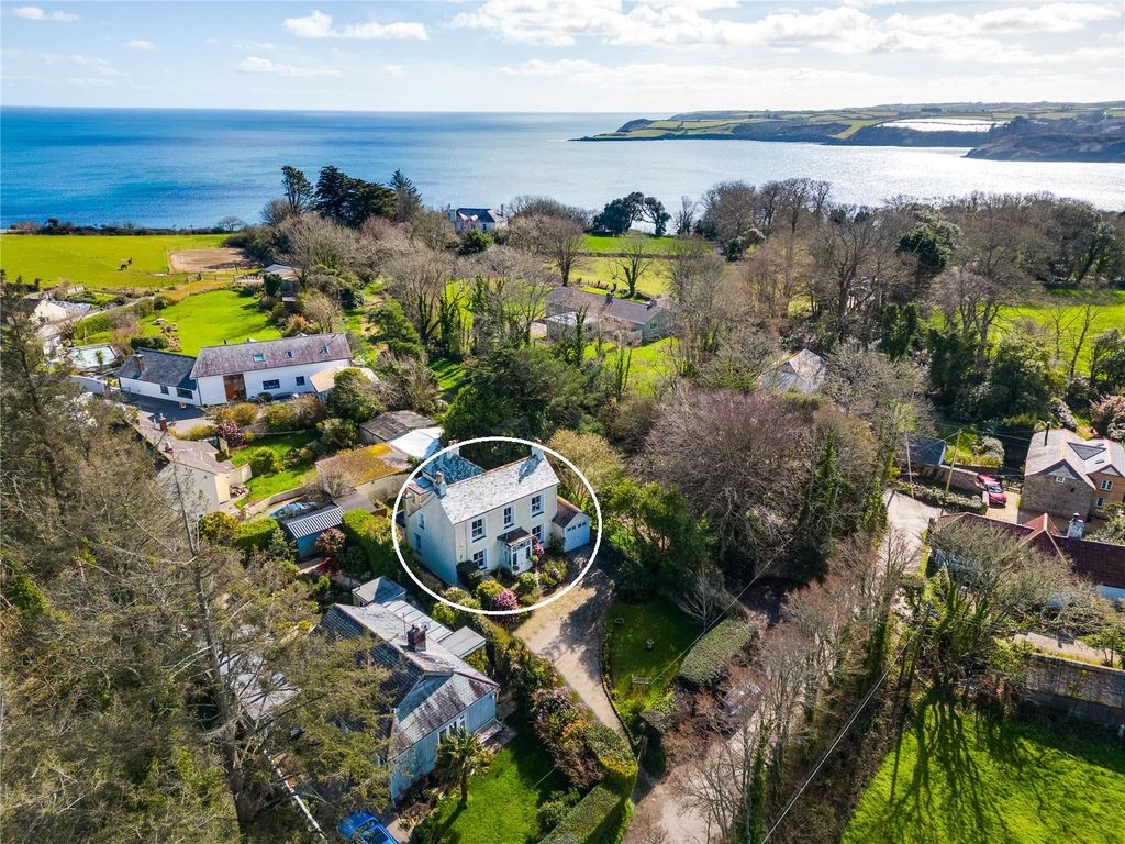 4 bed detached house for sale in Old Church Road, Mawnan Smith