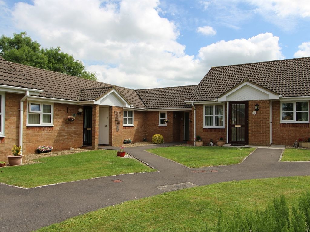 2 bed terraced bungalow for sale in Batten Court, Chipping Sodbury