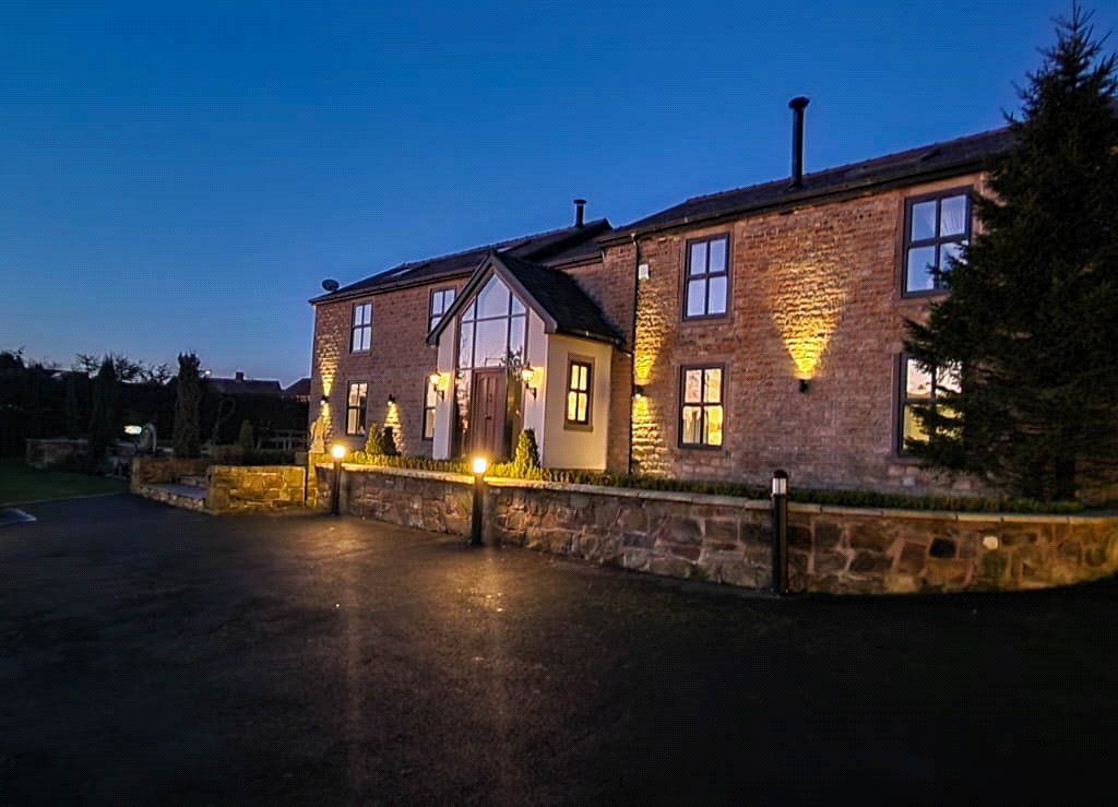 6 bed detached house for sale in Rainford Road, Billinge, Wigan