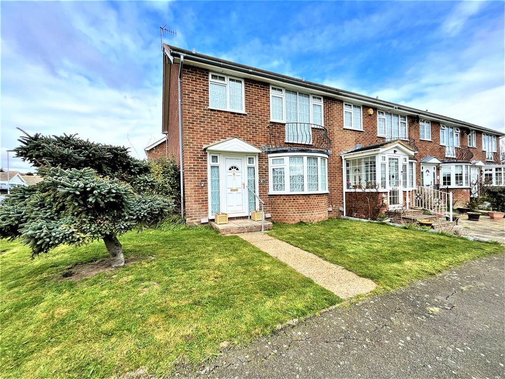 3 bed terraced house for sale in Wineham Way, BexhillOnSea TN40 Zoopla