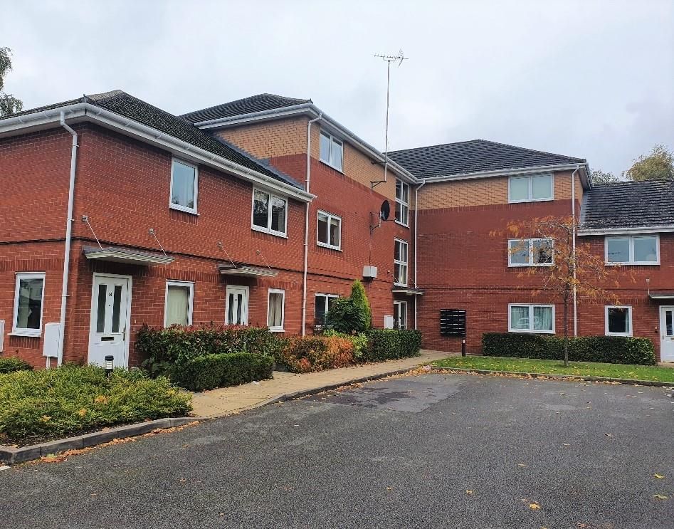 2 bed flat to rent in St Marys House, Broad Lane, Coventry CV5, £700