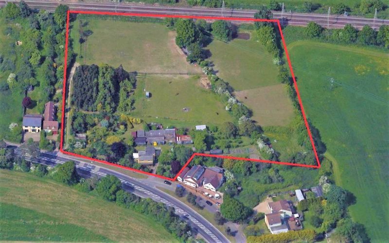 4 bed property for sale in Colchester Main Road, Alresford CO7, £