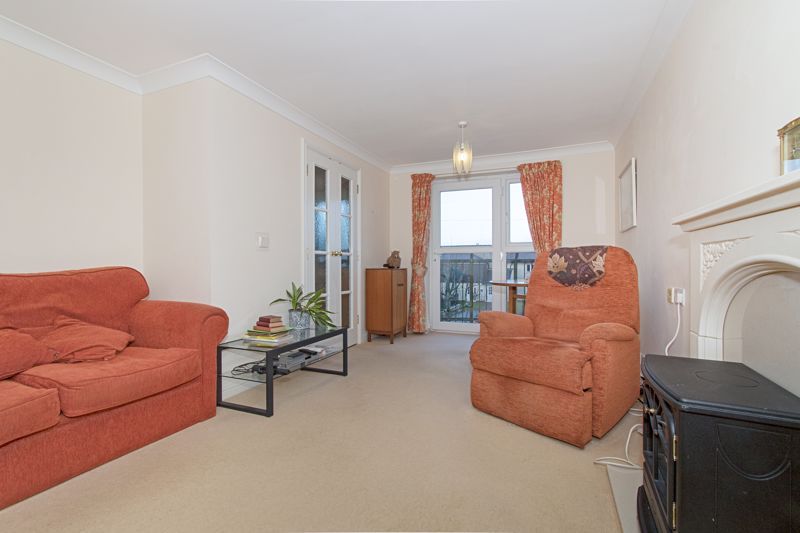 2 bed flat for sale in Carn Brea Court, Camborne TR14, £140,000 Zoopla
