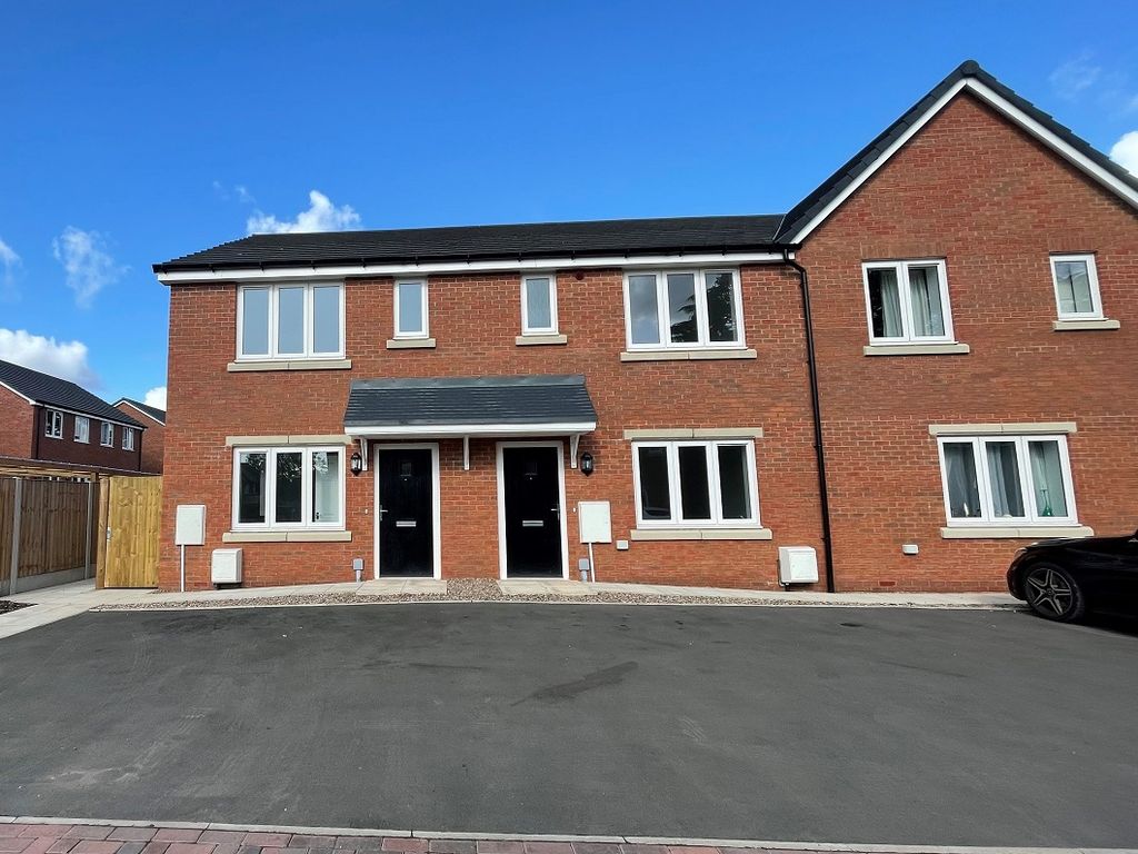 New home, 3 bed terraced house for sale in Road, Keresley End
