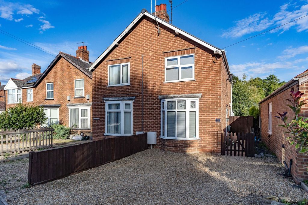 3 bed semidetached house for sale in Church Street, Pinchbeck
