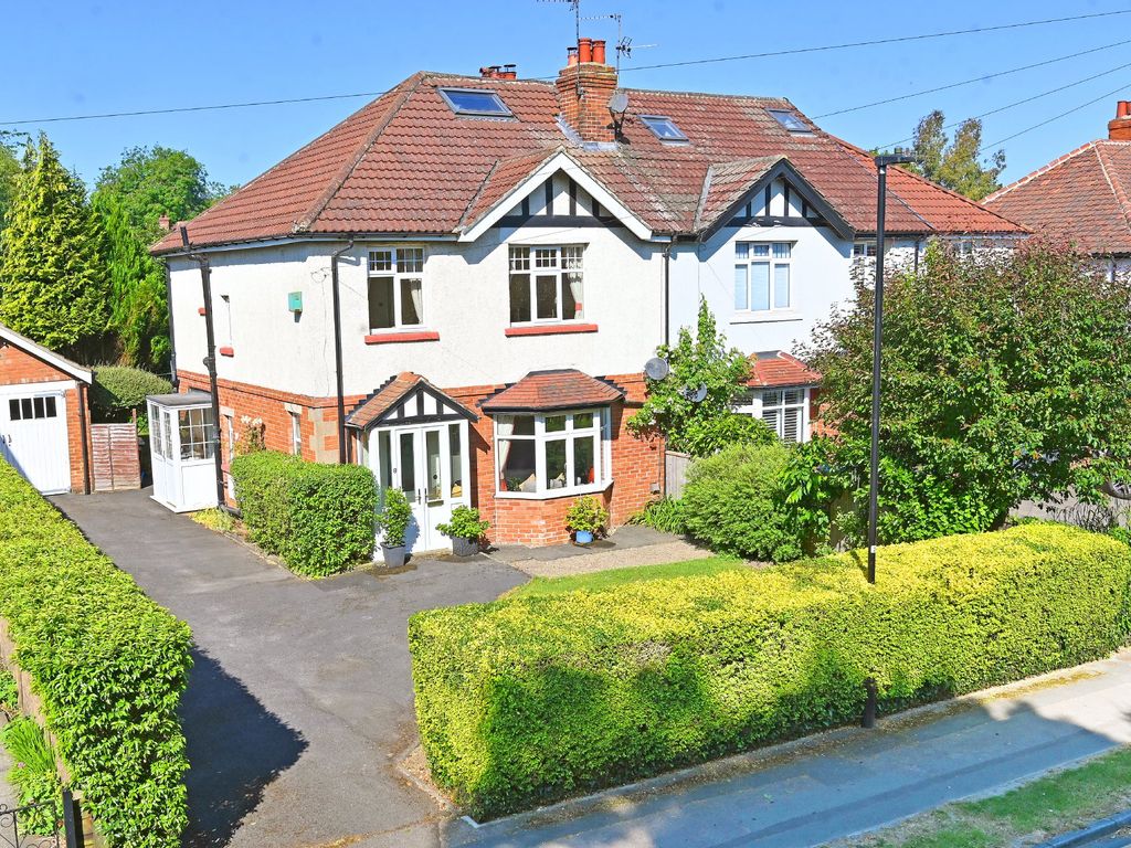 3 bed semidetached house for sale in Arthurs Avenue, Harrogate HG2, £