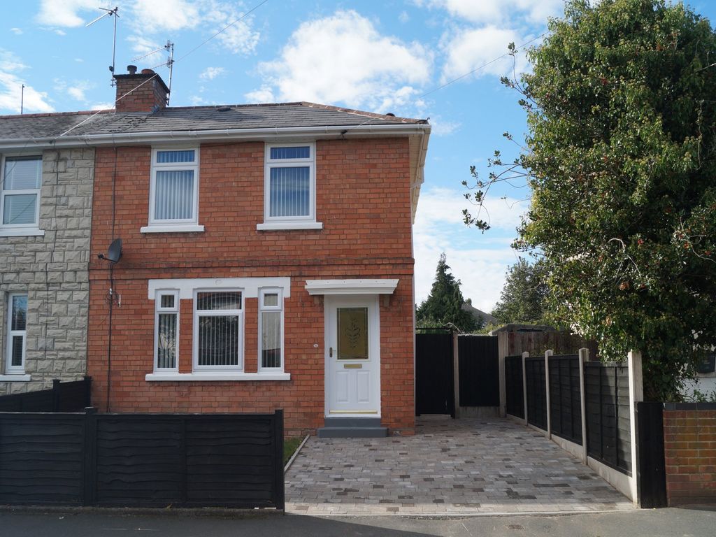 2 bed semidetached house to rent in Coventry Avenue, Worcester WR2