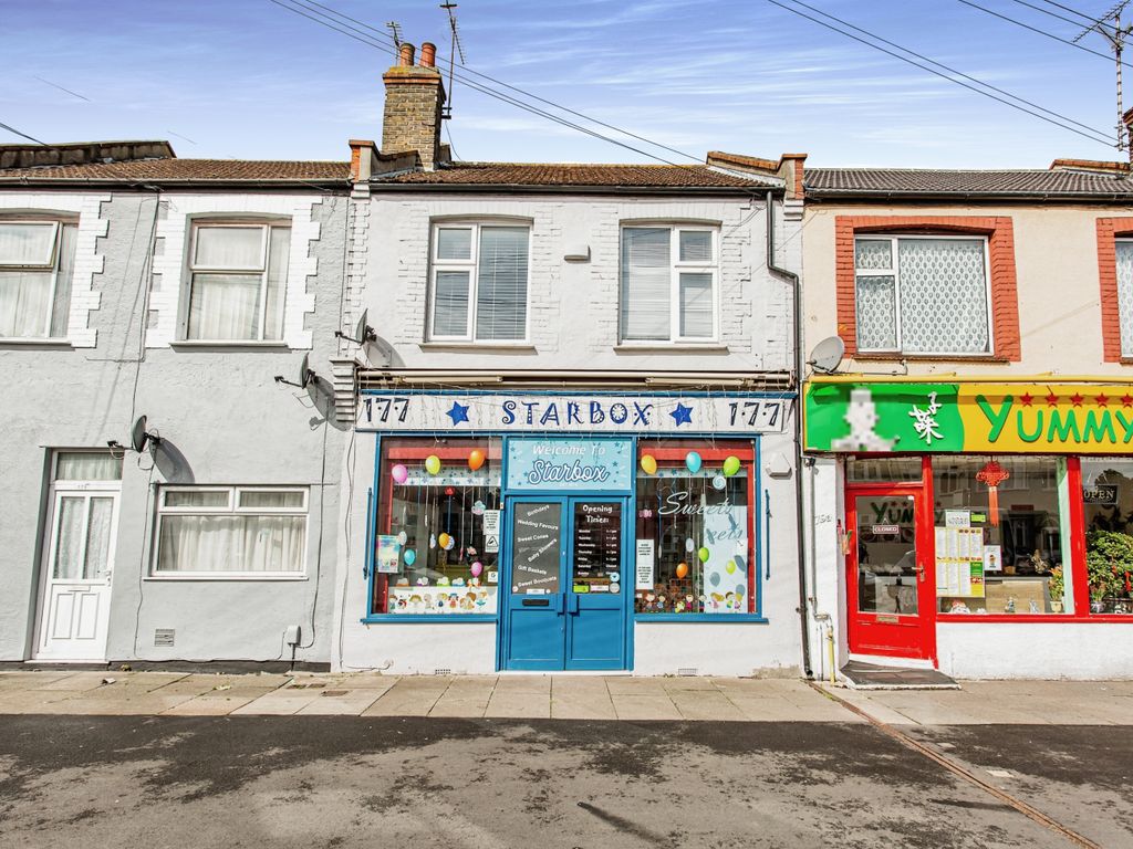 3 bed terraced house for sale in Hamstel Road, SouthendOnSea, Essex