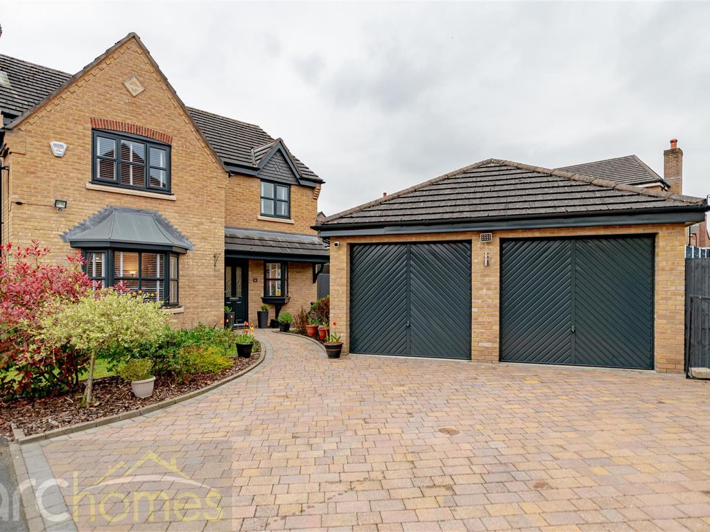 4 bed detached house for sale in Gadbrook Grove, Atherton, Manchester