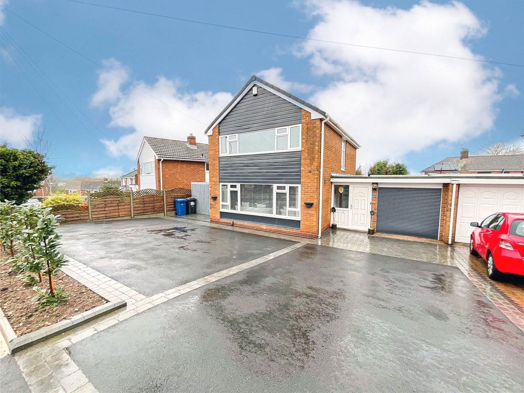 Ashdale Road, Tamworth, Staffordshire B77  