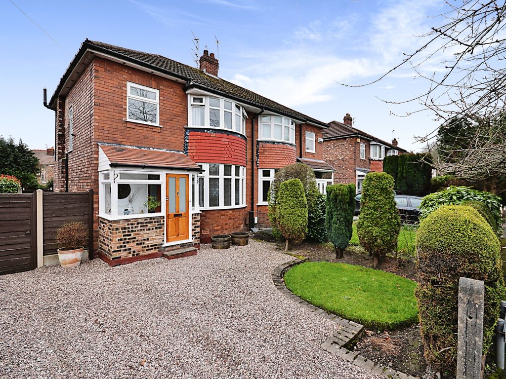 3 bed semidetached house for sale in Demmings Road, Cheadle, Greater