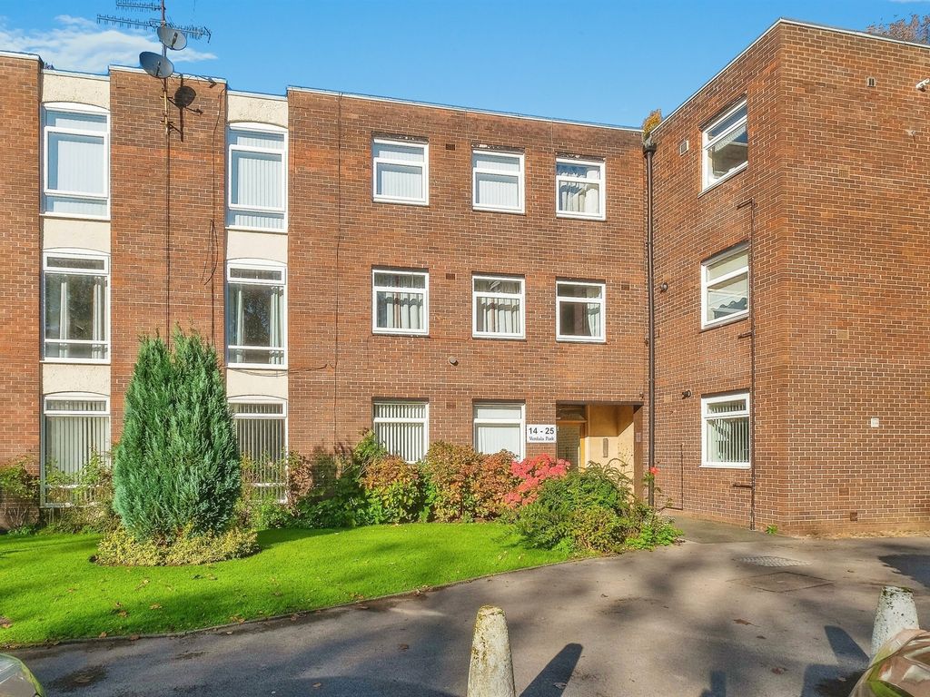 2 bed flat for sale in Verdala Park, Allerton, Liverpool L18, £125,000